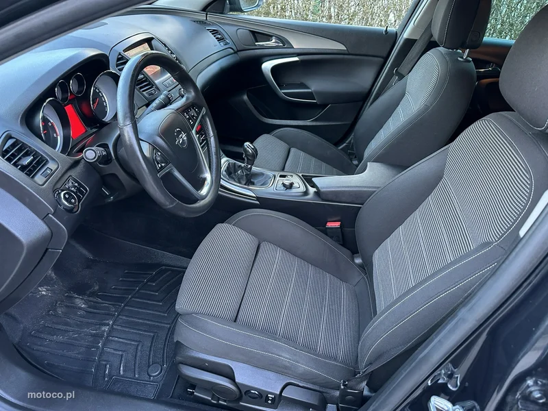 Opel Insignia A 16