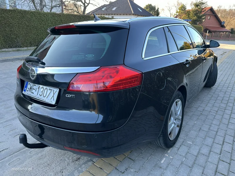 Opel Insignia A 4