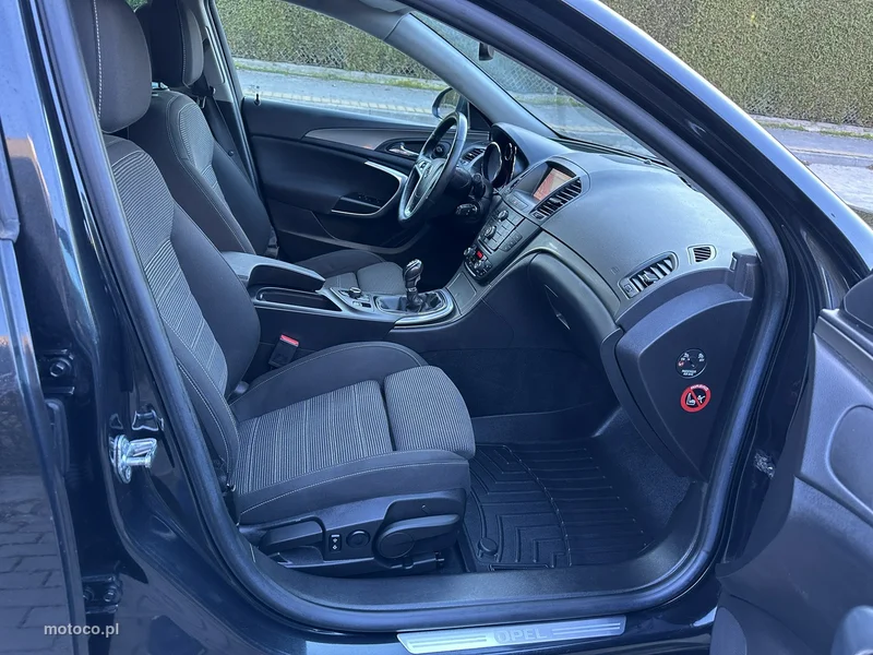 Opel Insignia A 9