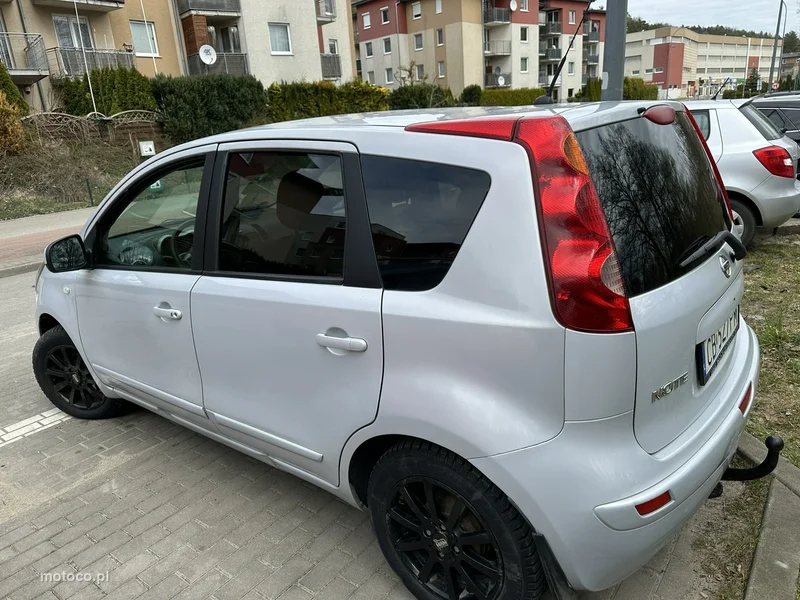 Nissan Note 8