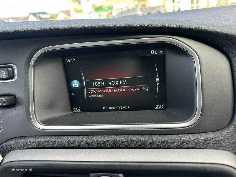 Volvo V40 17