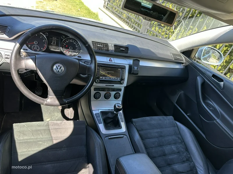 Volkswagen Passat B7 11