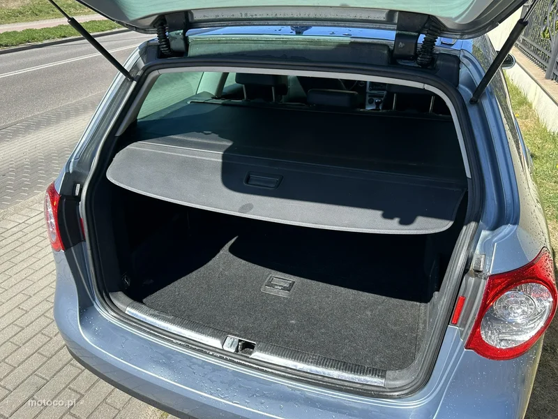 Volkswagen Passat B7 13