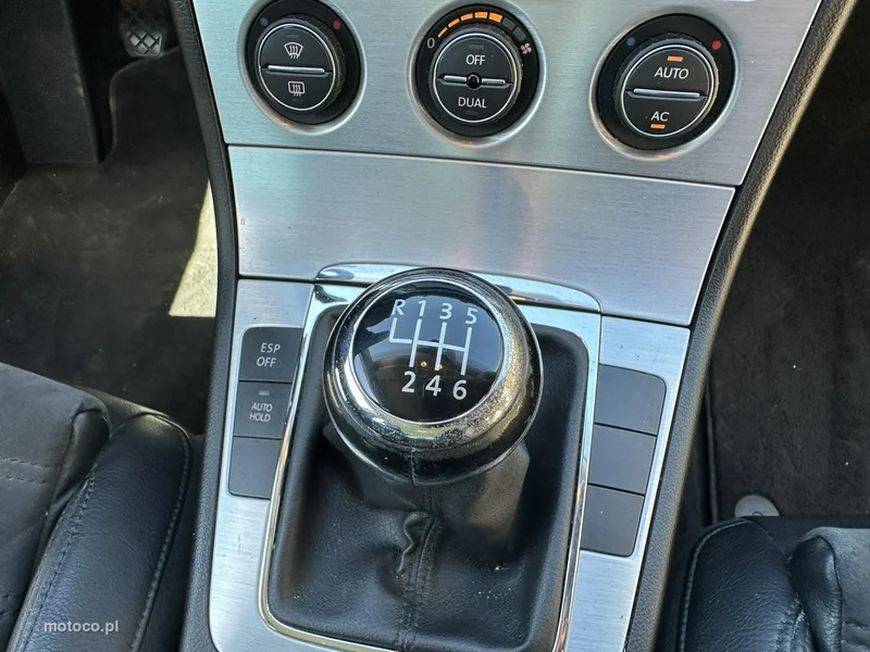 Volkswagen Passat B7 17
