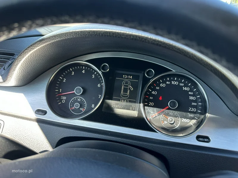 Volkswagen Passat B7 20