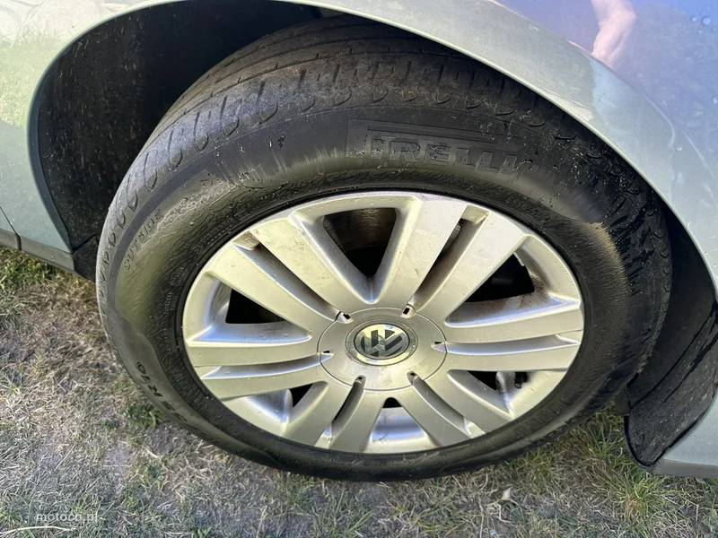 Volkswagen Passat B7 5