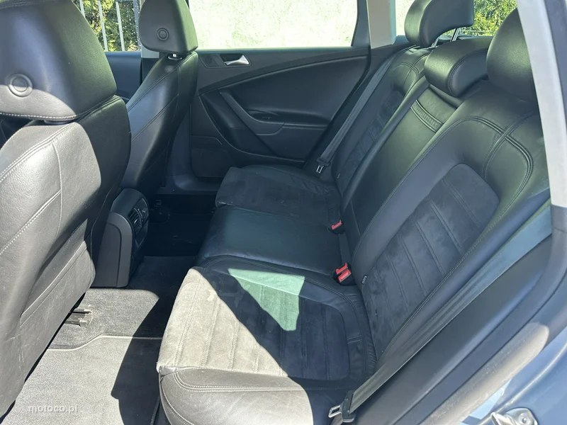 Volkswagen Passat B7 10