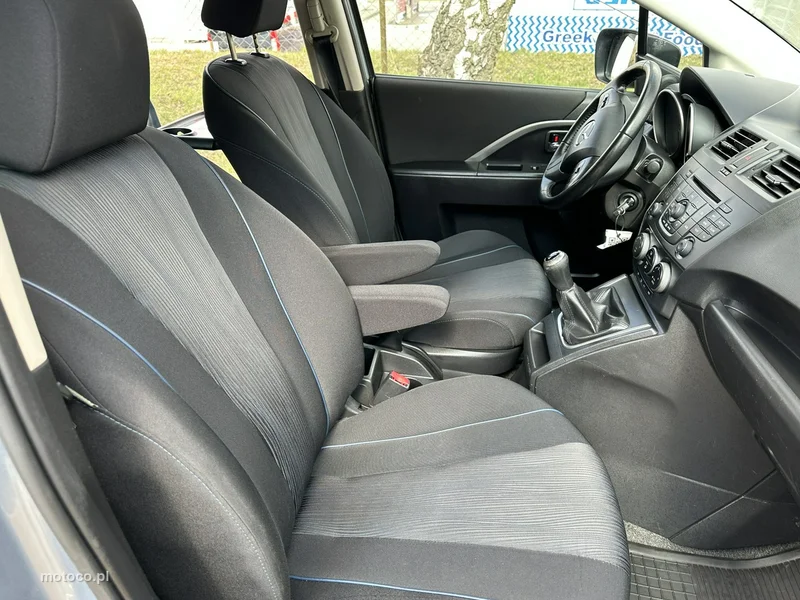 Mazda 5 14
