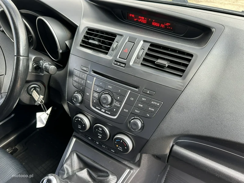 Mazda 5 15