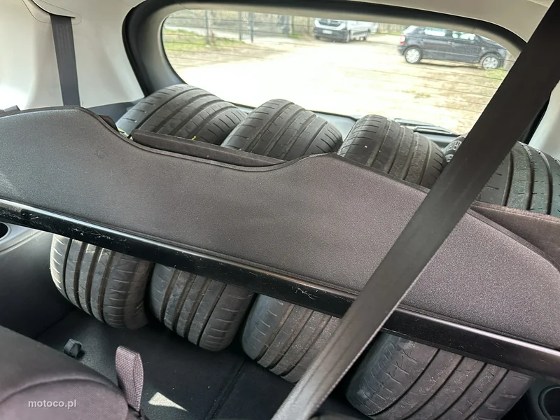 Mazda 5 10