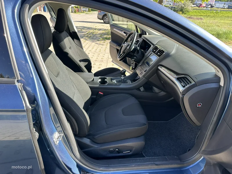 Ford Mondeo V 13