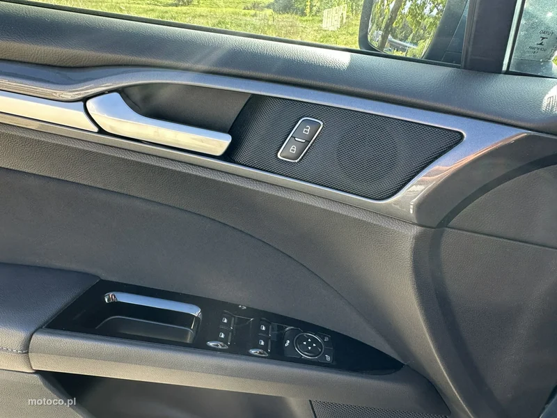 Ford Mondeo V 18