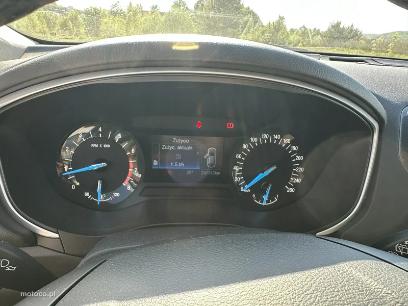 Ford Mondeo V 19