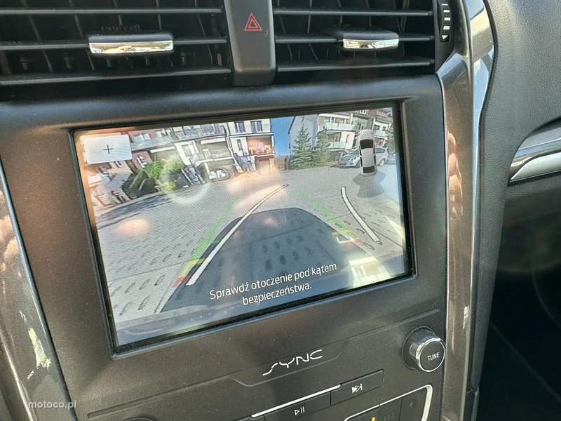 Ford Mondeo V 23