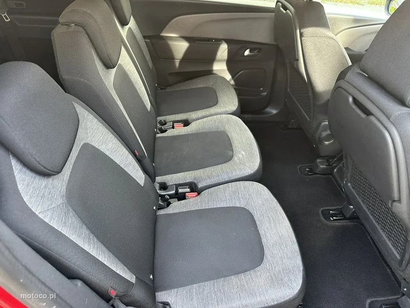 Citroen C4 SpaceTourer 12