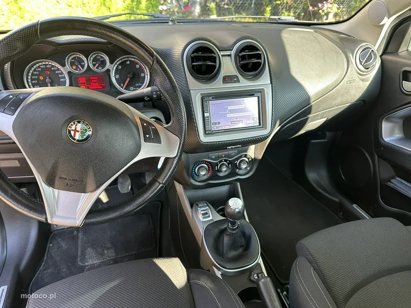 Alfa Romeo MiTo 12