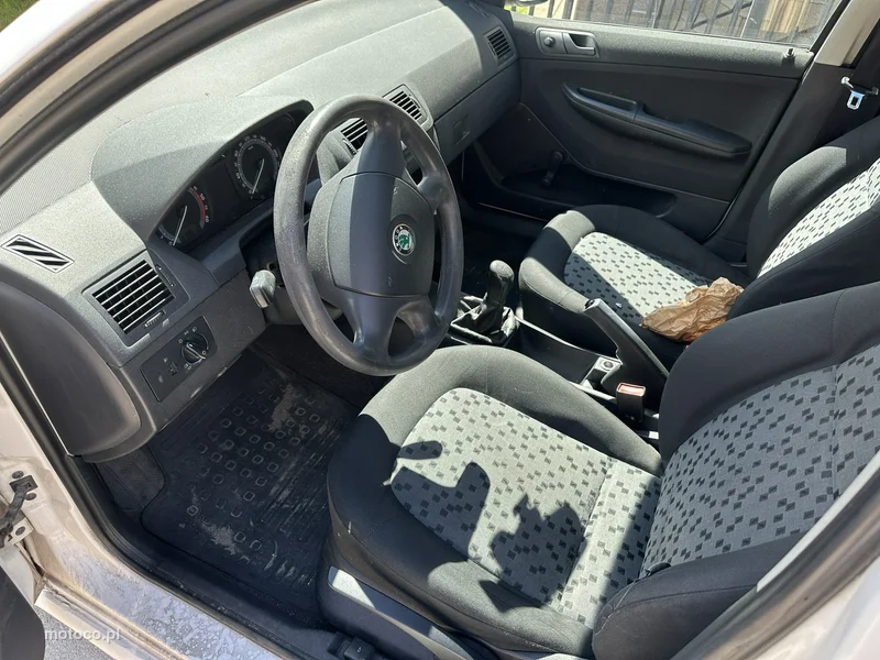Skoda Fabia I 4