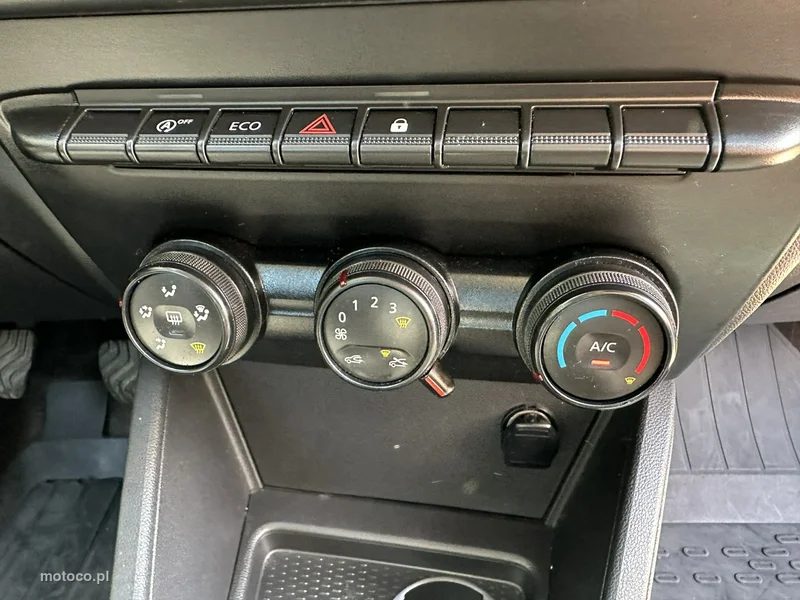 Dacia Duster 19