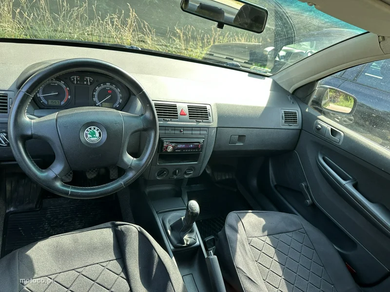 Skoda Fabia I 10