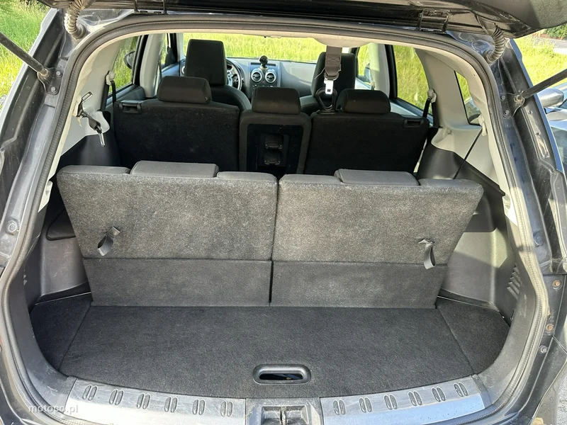 Nissan Qashqai+2 16