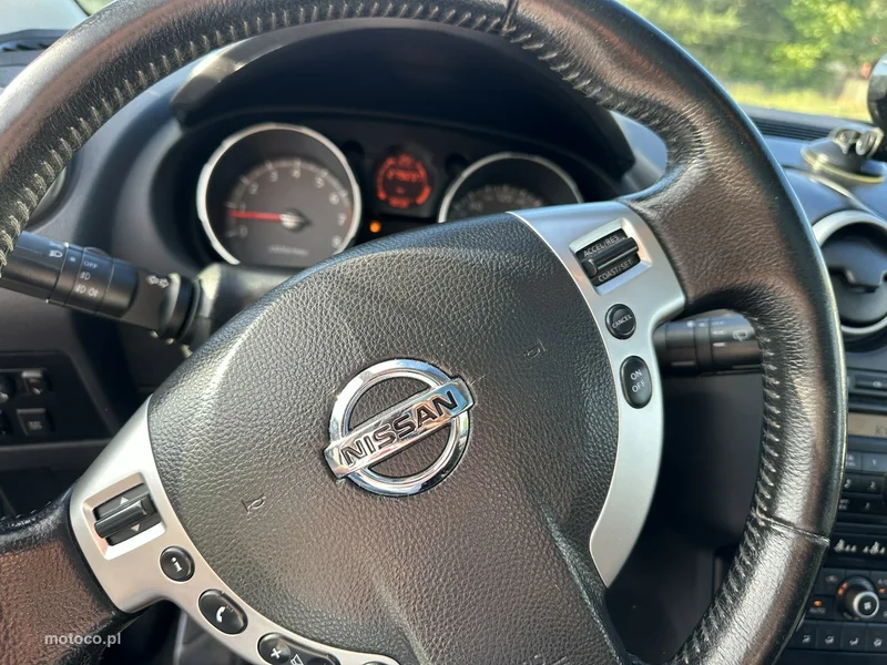 Nissan Qashqai+2 19