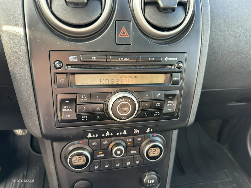 Nissan Qashqai+2 21