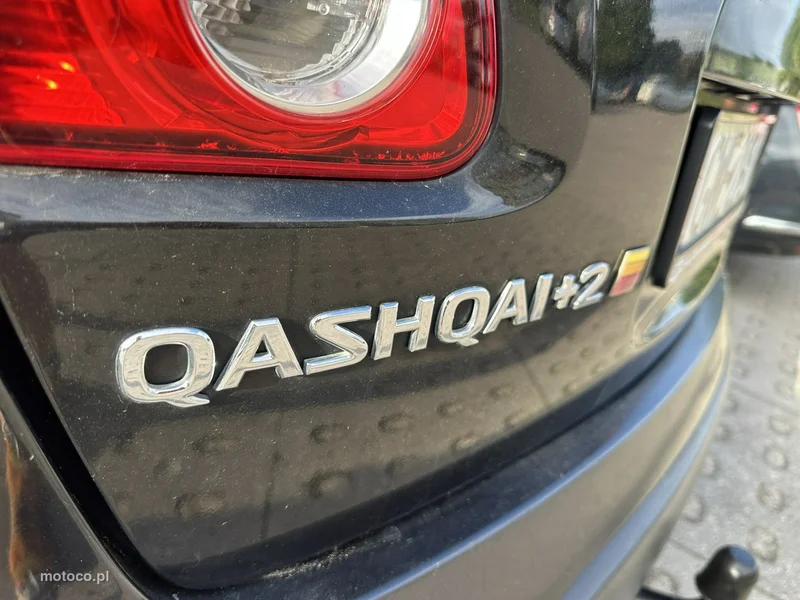 Nissan Qashqai+2 8