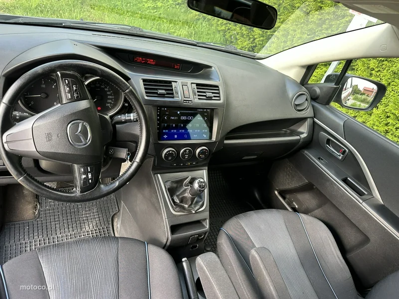 Mazda 5 12