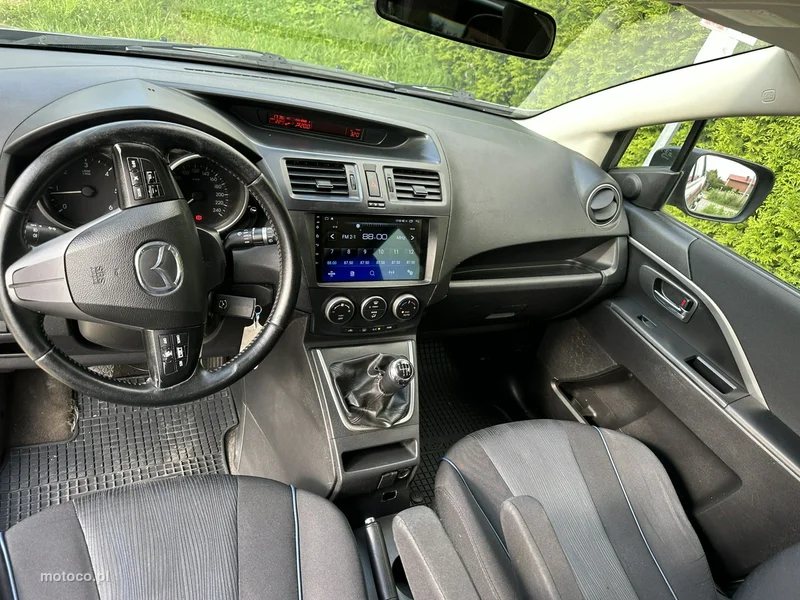 Mazda 5 12
