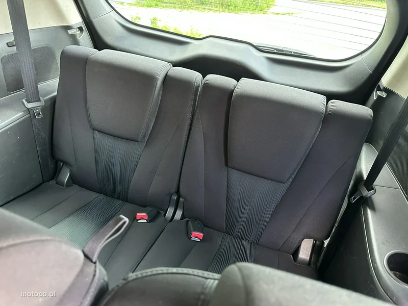 Mazda 5 13
