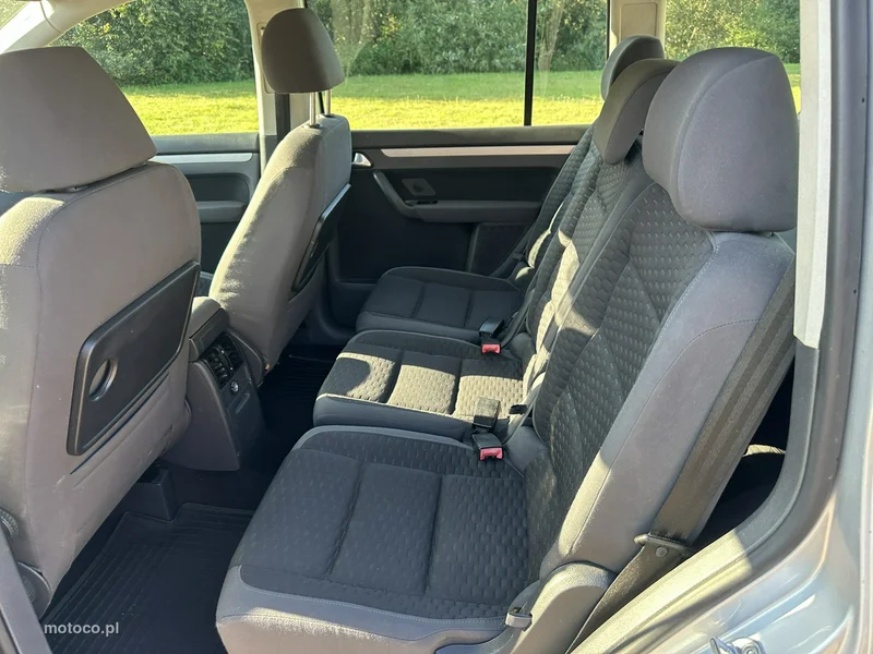 Volkswagen Touran 1T 11