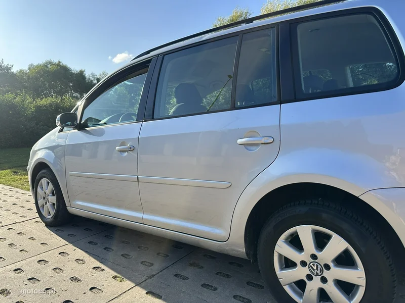 Volkswagen Touran 1T 6