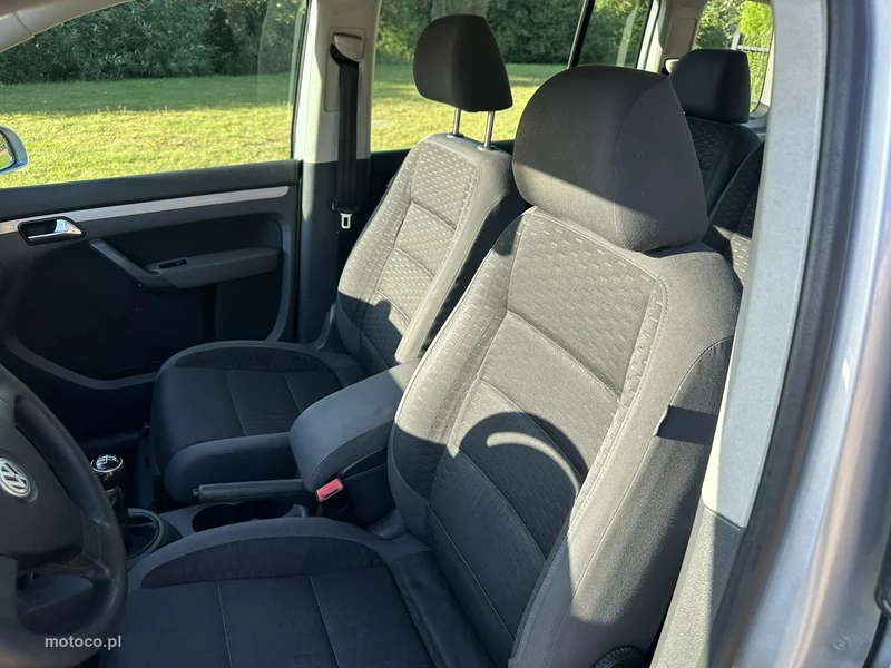 Volkswagen Touran 1T 10