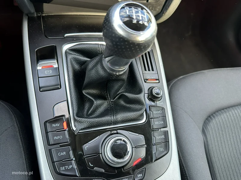 Audi A4 B8 21