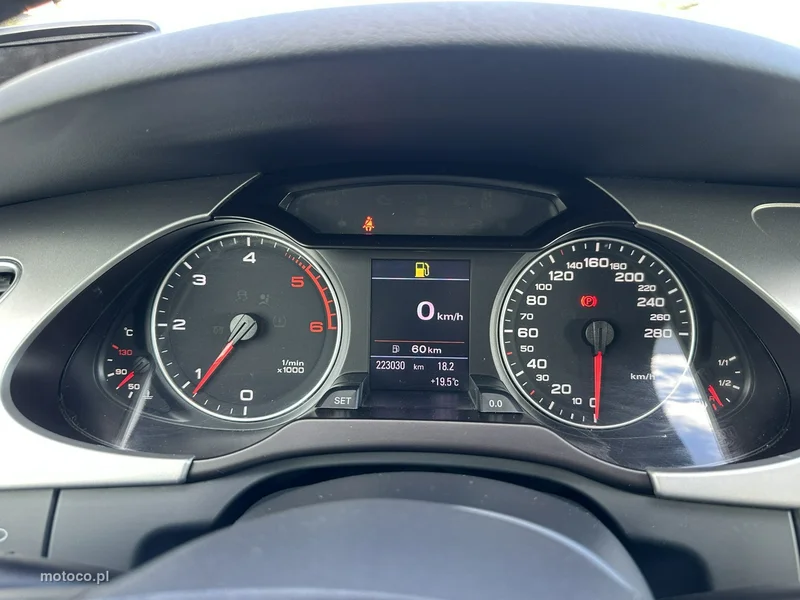 Audi A4 B8 22