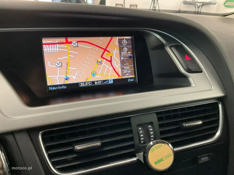Audi A4 B8 19