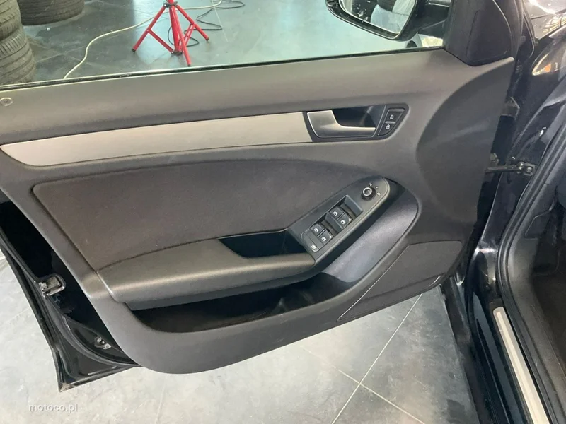 Audi A4 B8 3