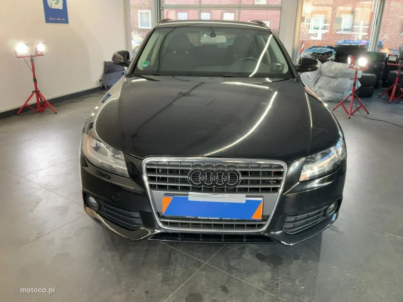 Audi A4 B8 10