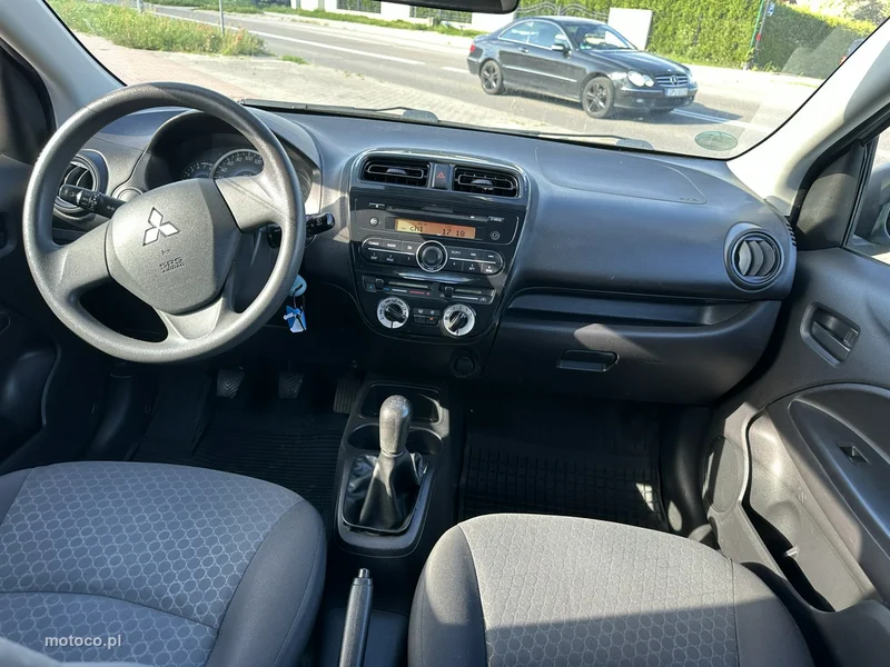 Mitsubishi Space Star 11