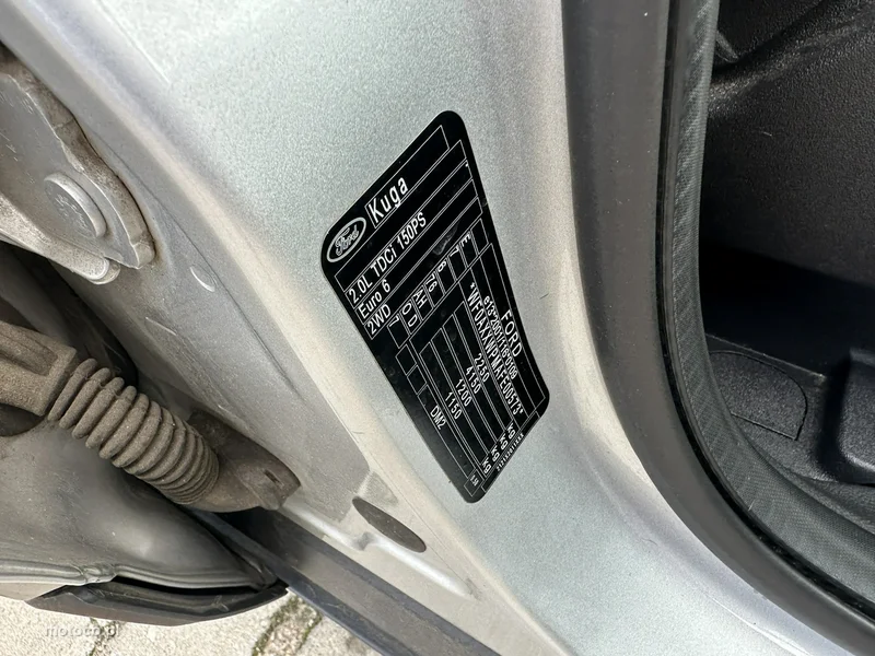 Ford Kuga II 18