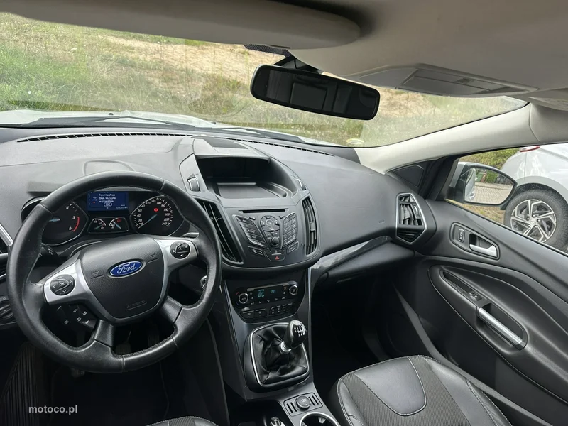 Ford Kuga II 13