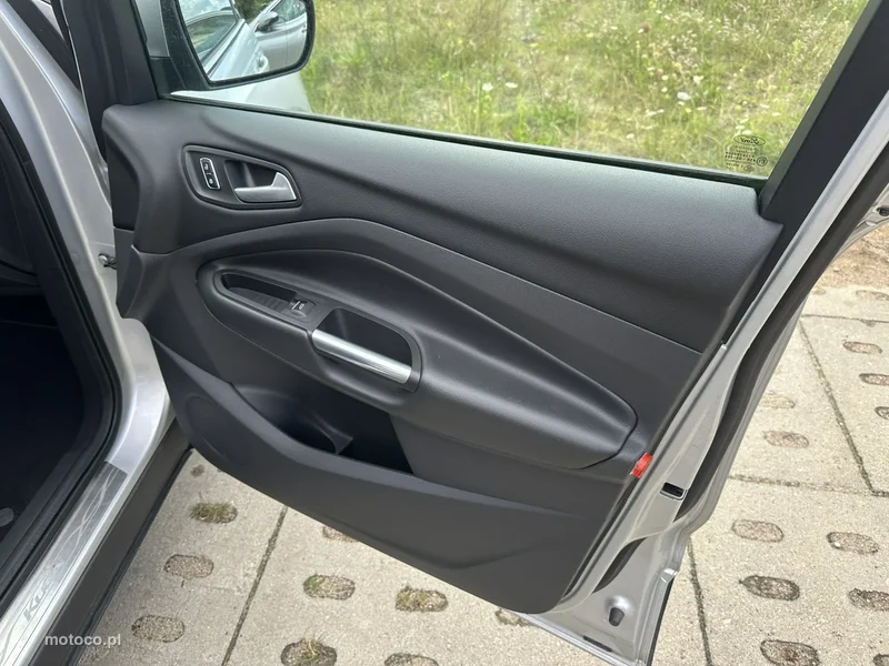 Ford Kuga II 19