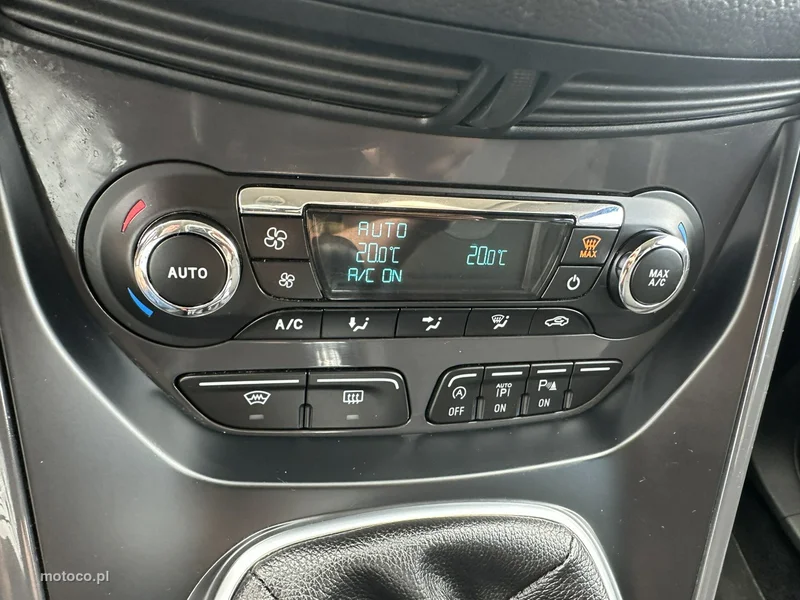 Ford Kuga II 24