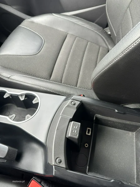Ford Kuga II 26