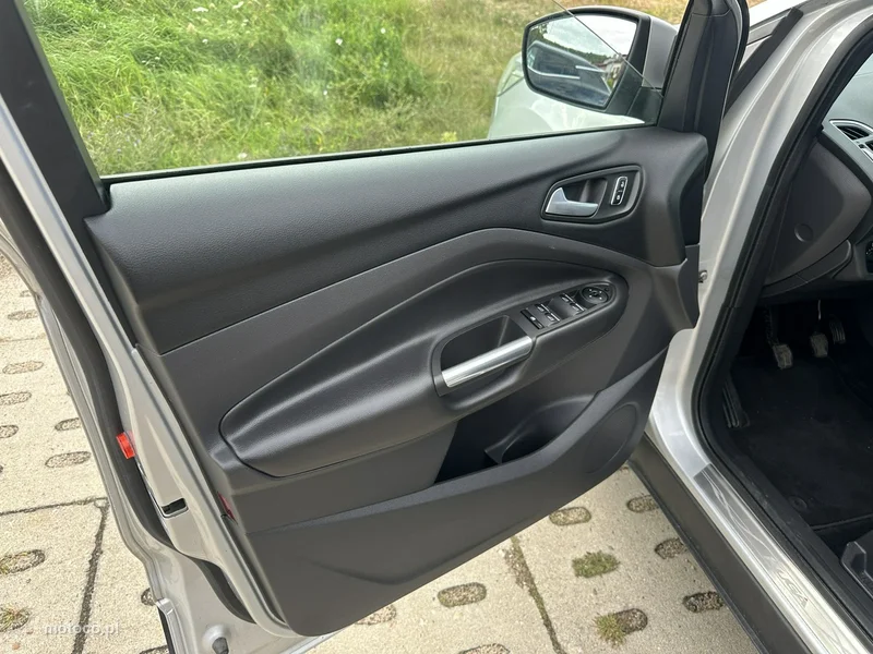 Ford Kuga II 10