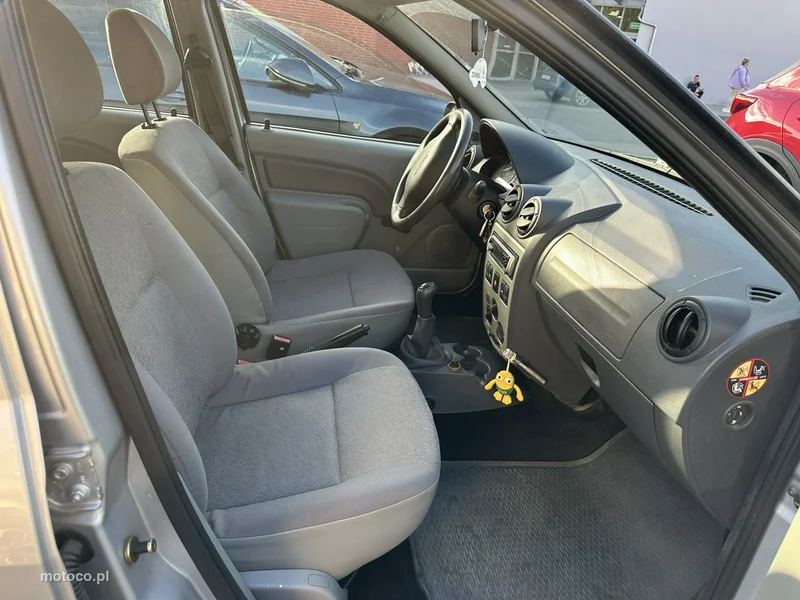 Dacia Logan 12