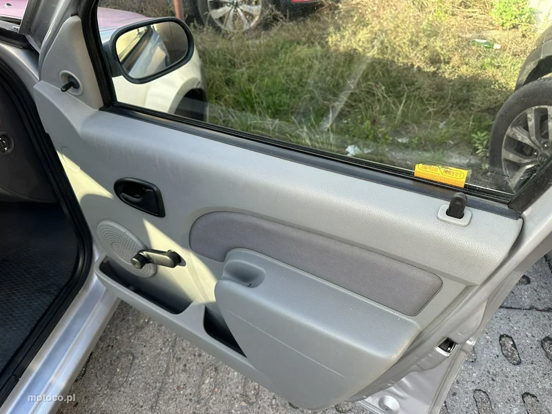 Dacia Logan 15
