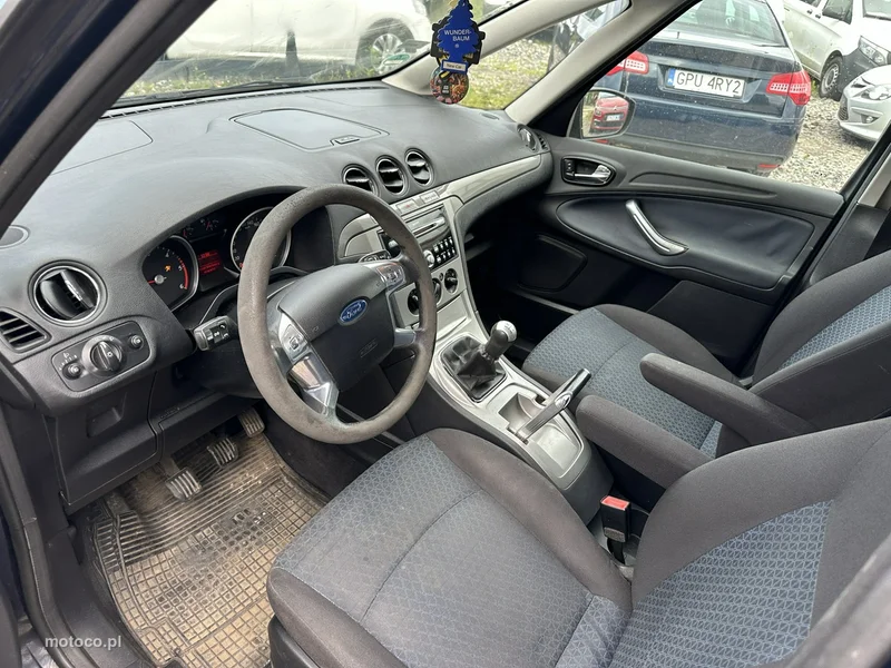 Ford Galaxy II 4