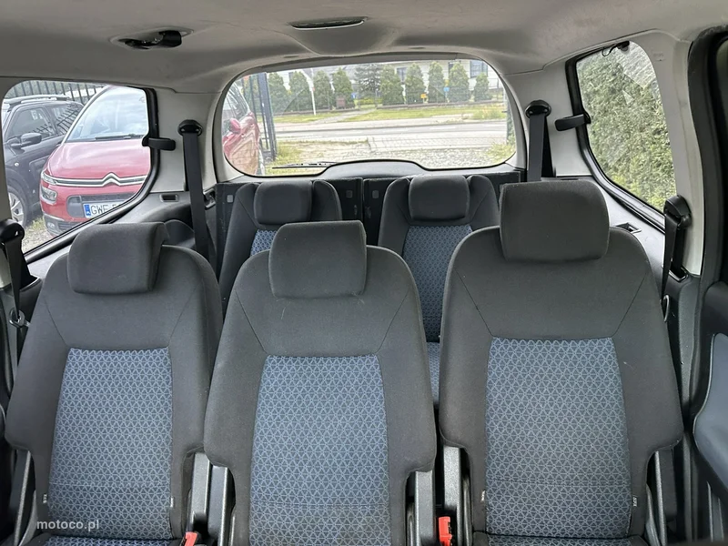 Ford Galaxy II 5
