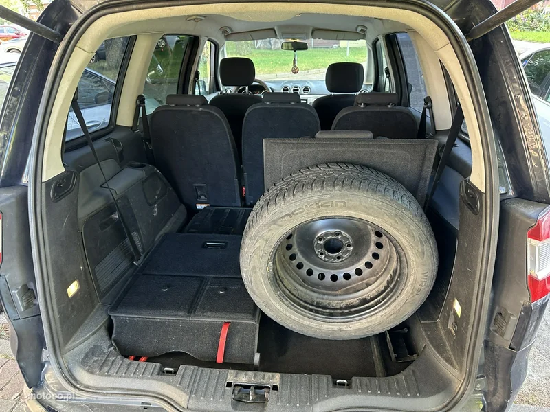 Ford Galaxy II 14